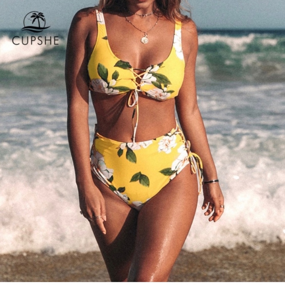 Cupshe Sunny Floral High Waisted Bikini